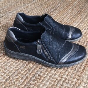 Remonte leather slip-ons
